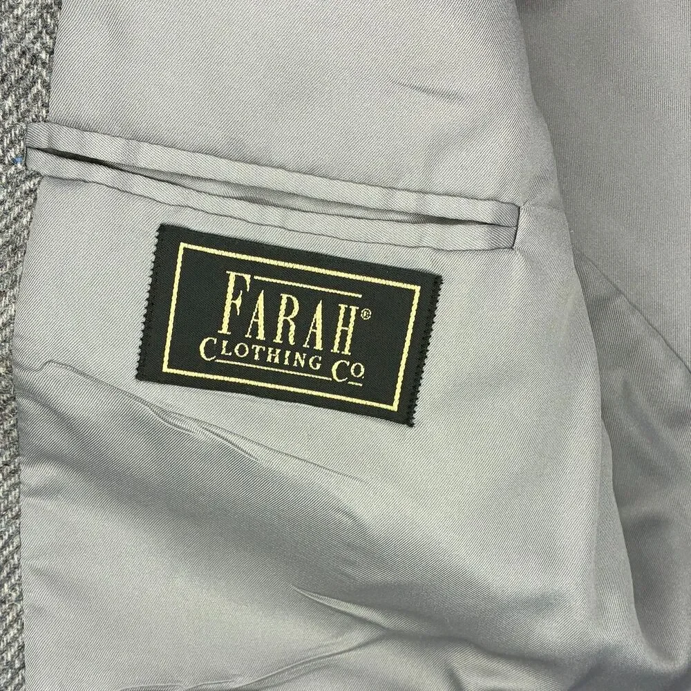 Farah Clothing Co Men's 40R Gray Herringbone Wool Sport Coat, Leather Buttons
